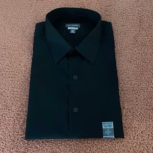 Men’s black Van Heusen Regular fit, size XL, Wrinkle Free